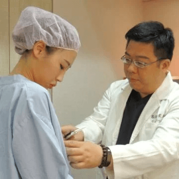 MOTIVA,魔滴 觸感柔軟胸型自然 林敬鈞醫師：媲美自然美胸