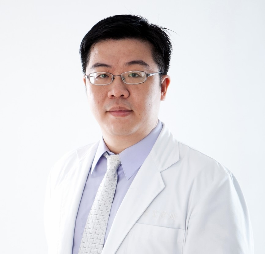 隆乳 | 抽脂 | 縮乳 | 提乳 權威 - 林敬鈞醫師