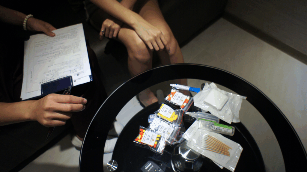 完善術後照顧：提供完整換藥包與藥物，伴妳度過恢復期。