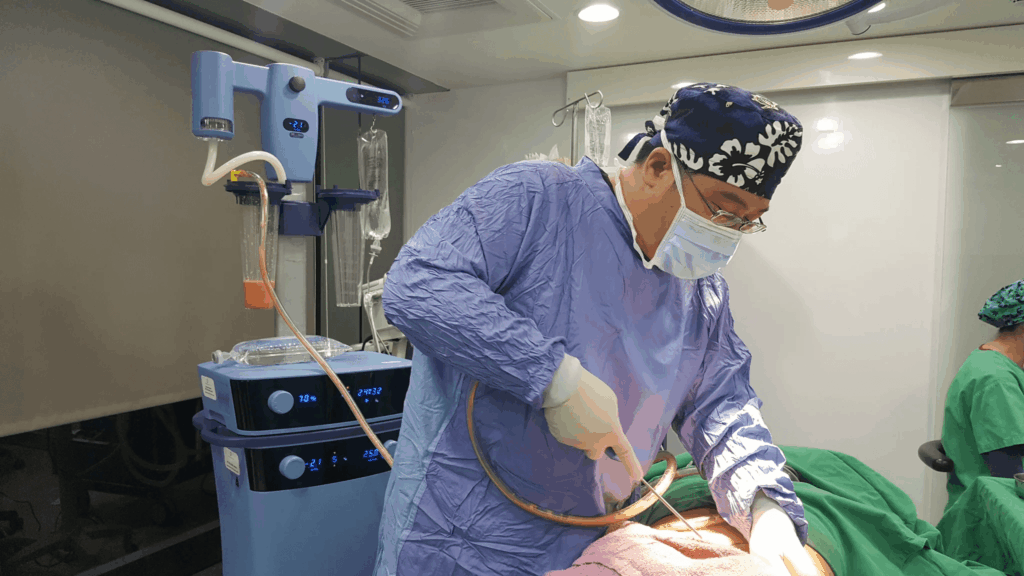 醫師手術照
