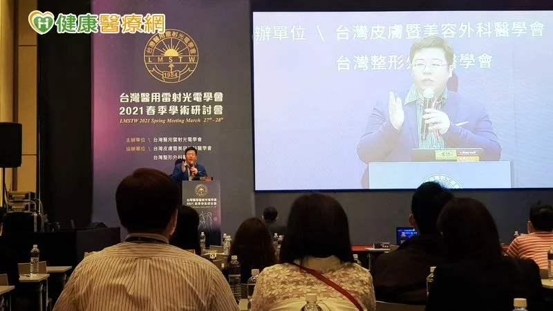 「複合式電漿抽脂」手術隨之誕生，讓他找到最接近雙贏的術式，不但雕塑體態也能輔助皮膚緊緻效果